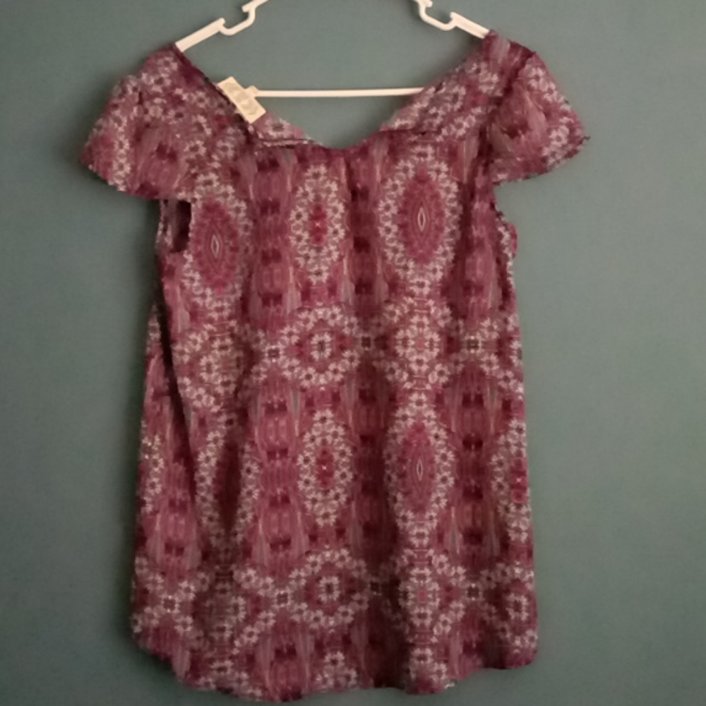 Fun Blouse - Picture 4 of 4